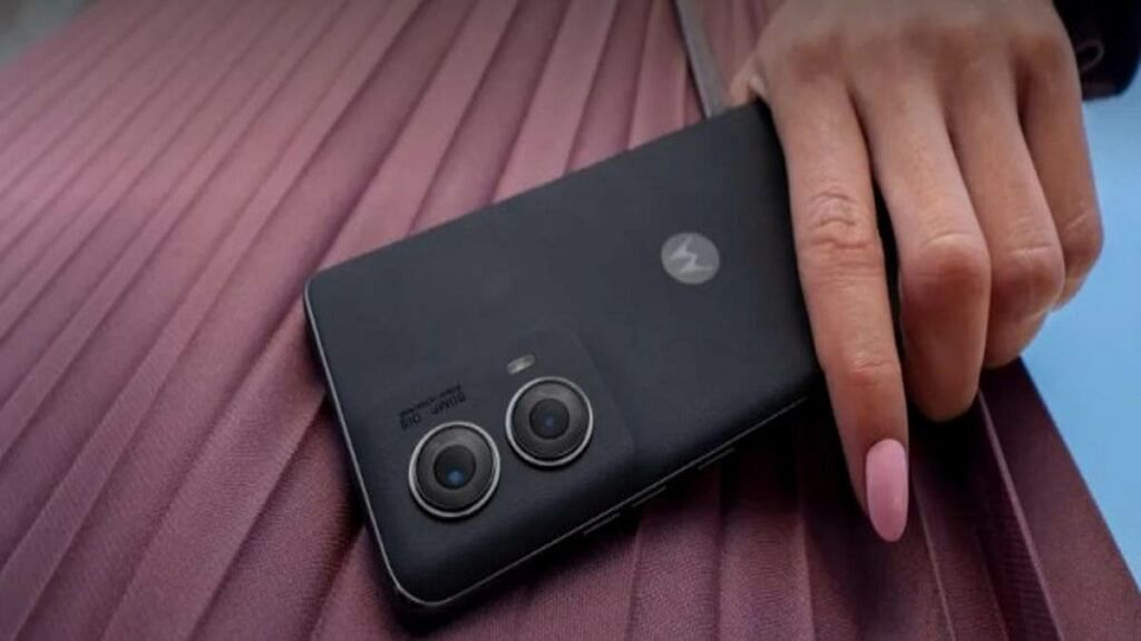 Spesifikasi Motorola Edge 2024 2