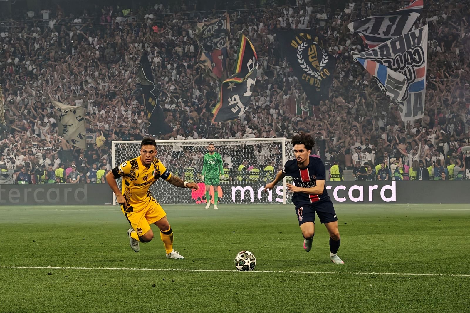 OPPO Bersama Liga Champions UEFA Satukan Dunia Sepak Bola Lewat Inovasi dan Kepedulian Sosial