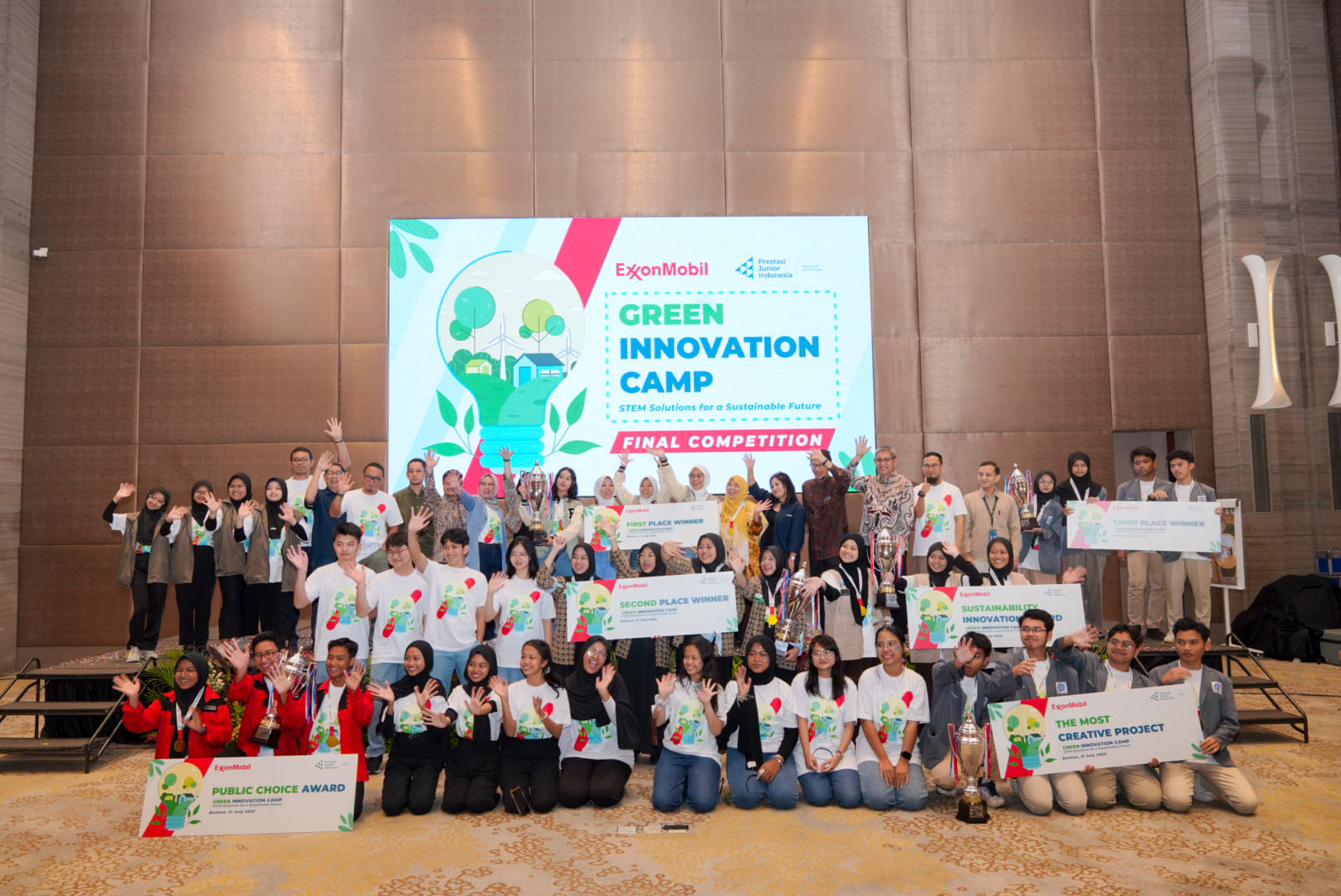 ExxonMobil dan PJI Gelar Green Innovation Camp 2025, Hadirkan 10 Solusi Kreatif Karya Siswa Banten