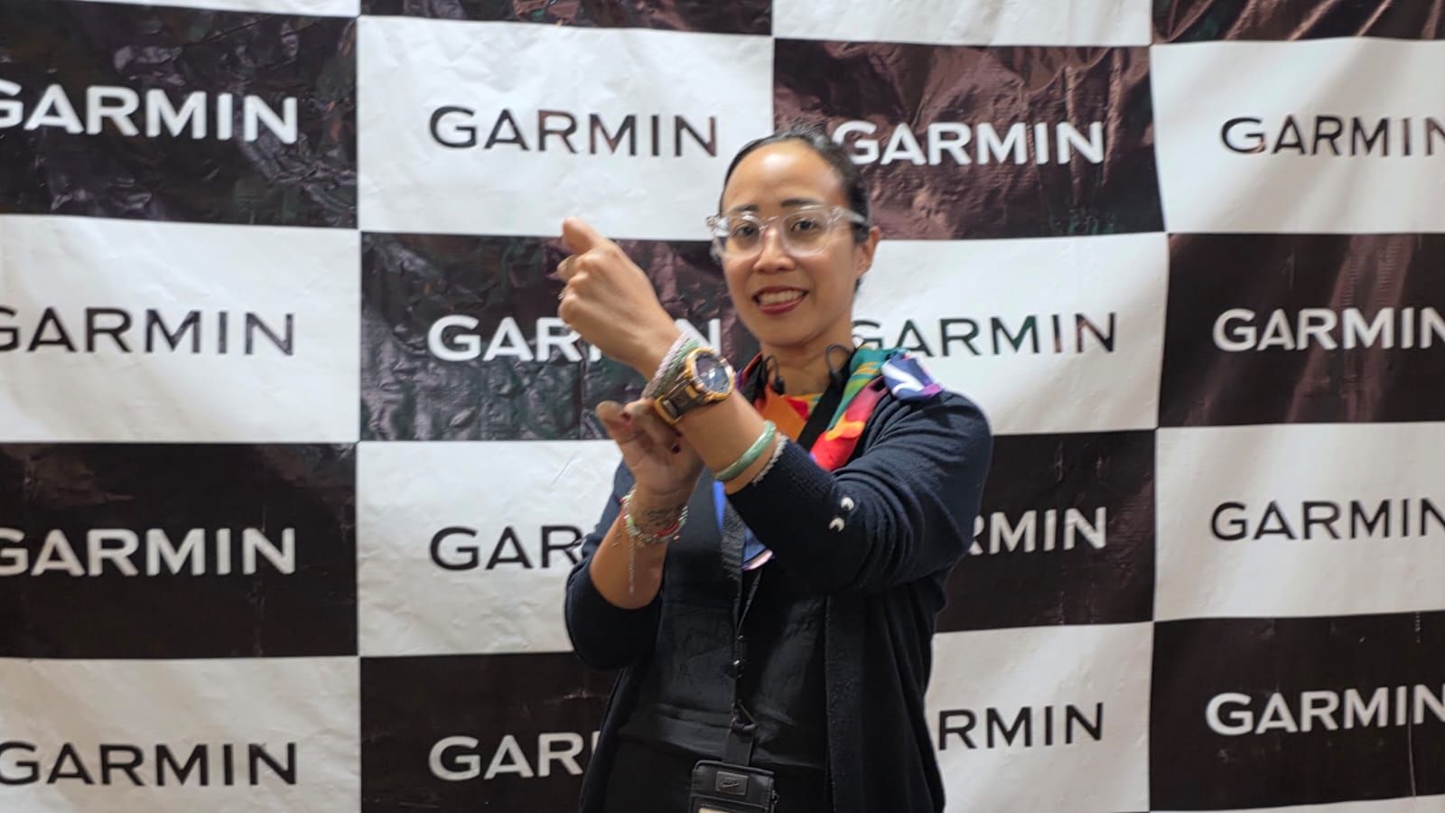 Garmin Perkenalkan Instinct Crossover AMOLED, Hybrid Smartwatch dengan Layar AMOLED